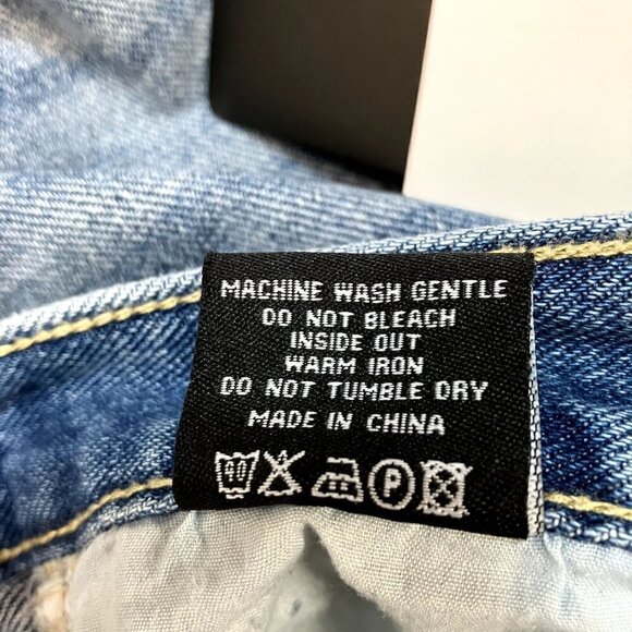 Pretty Little Thing NWT Light Blue Wash Turn Up Hem Short  Size 8 (UK Size 12) - Picture 6 of 7